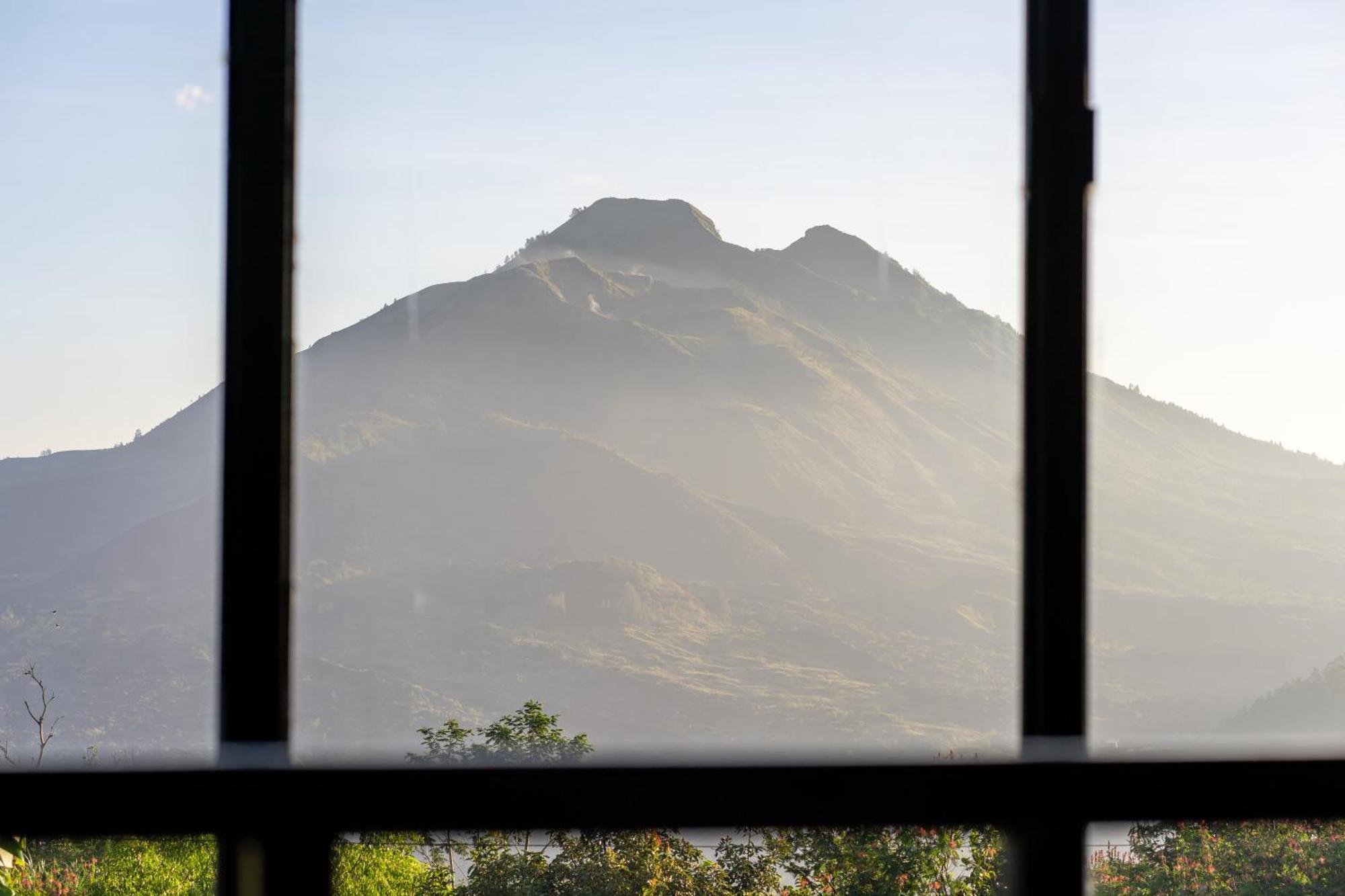 Puncak Gunung Kintamani Hotel Exterior photo
